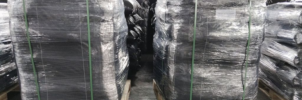 Aktif karbonun paketlenmesi ve tasinmasi