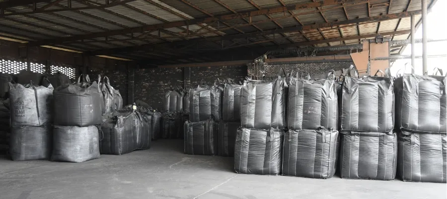 Silindirik aktif karbon deposu